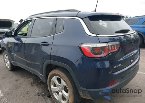 2019 Jeep Compass Latitude 4X4 from USA, damaged, VIN 3C4NJDBB0KT684157